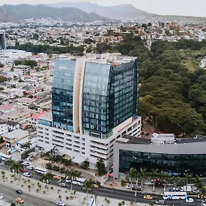 Courtyard By Marriott Guayaquil
